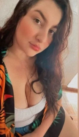 Lorena Prata — 7 / 8