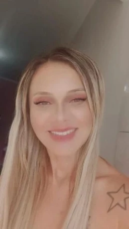 Mel Lacerda — 5 / 7