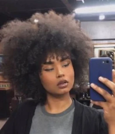 Helena Stank — 4 / 5