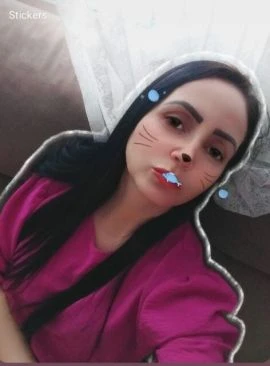 Amanda Santos — 4 / 5