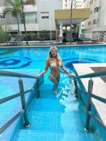 Geovana Diniz — 2 / 9