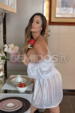 Camila Lins — 4 / 9