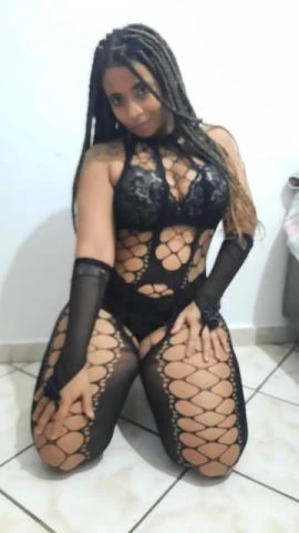 Ayla Barros, Escort, Serra