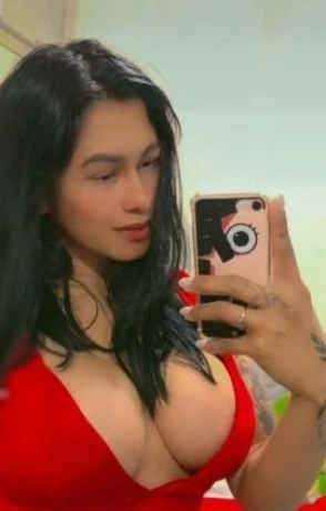 Thainá Costa — 3 / 5