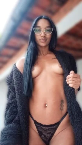 Jade Vieira — 4 / 9