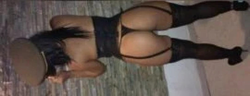 Lais Mendes — 3 / 4