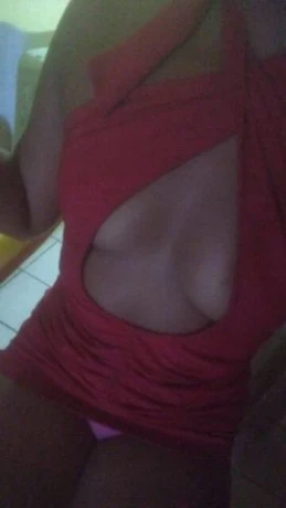 Milena Dias — 3 / 5