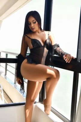 Ana Julia — 5 / 7