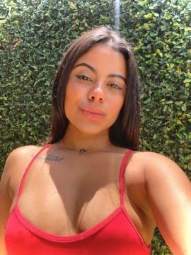 Jasmin Costa — 5 / 9