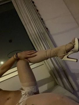 Yasmin — 7 / 8