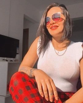 Rebeca Natália — 4 / 9