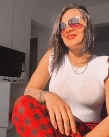 Rebeca Natália — 4 / 9