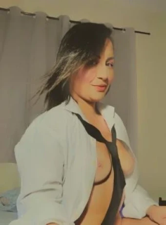 Jheni Félix — 4 / 5