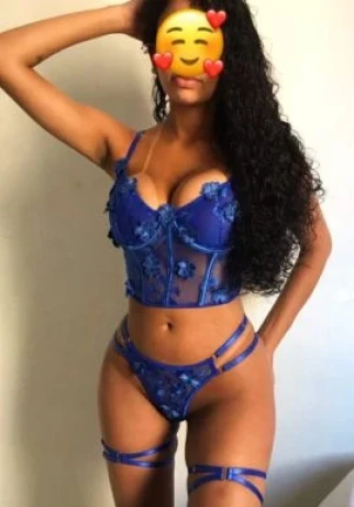 Sofia Xavier — 7 / 9