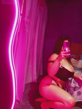 Caro, Escort, Congreso
