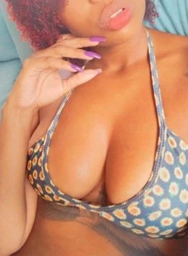 Fernanda Marthins — 4 / 5