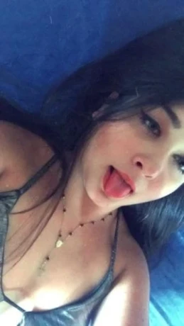 Lara Gomes — 7 / 8