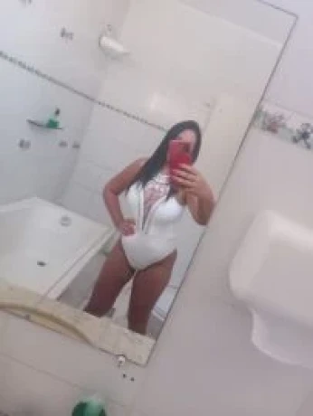 Vânia Rocha — 4 / 5