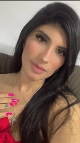 Bruna Cooper — 8 / 9