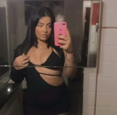 Agatha Dias — 5 / 6