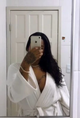 Gabriela Franco — 2 / 5