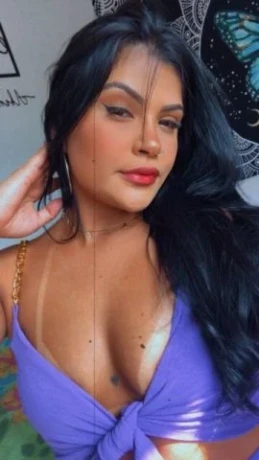 Jade Lacerda — 1 / 5