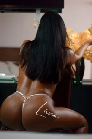 Lúna Santos — 2 / 6