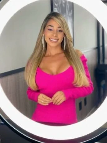 Gabriela Rocha — 6 / 9