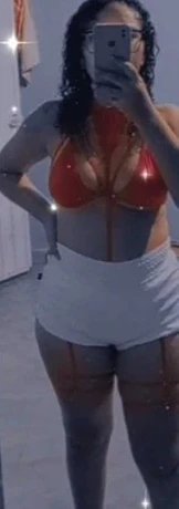 Agatha Moreira — 4 / 8