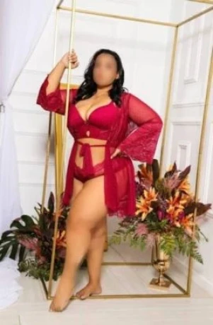 Brenda Andrade — 4 / 5