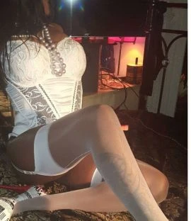 Jada — 4 / 9