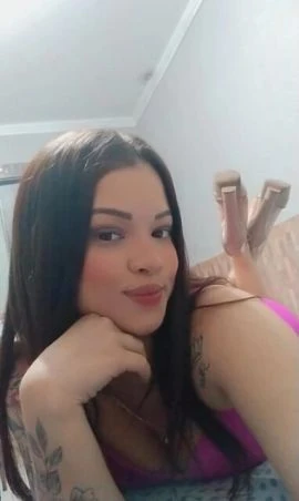 Soraya Souza — 4 / 5