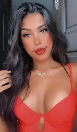 Sophia Marquesa — 4 / 5