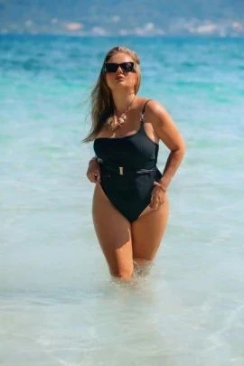 Olivia — 8 / 9