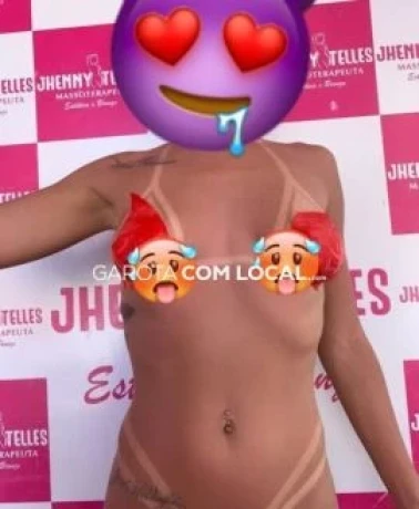 Débora Lima — 1 / 5