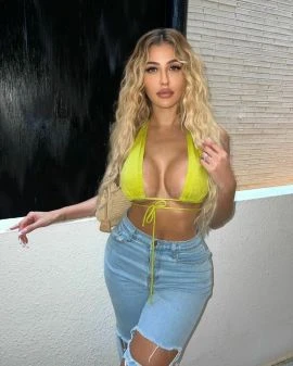 DANIELLE — 3 / 9