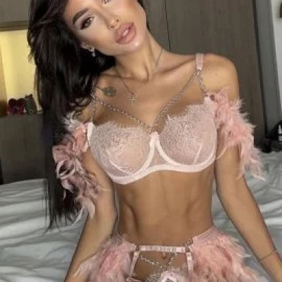 Trine, Escort, Berlin