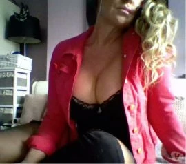 Female Escort — 5 / 9