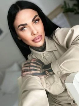 Zlata — 5 / 9
