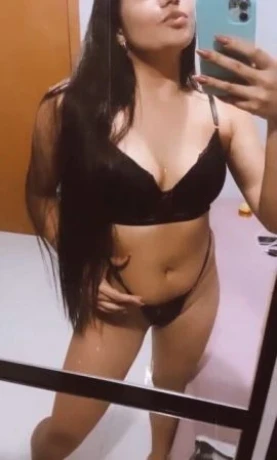 Sabrina Moana — 3 / 4