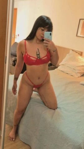 Lara Monteiro — 4 / 7