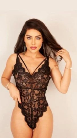 Danna — 5 / 9