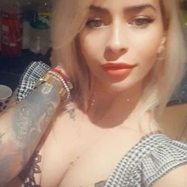 Blondie — 5 / 8