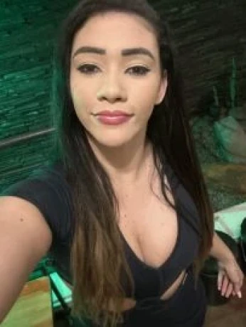 Fernanda Ramos — 1 / 5