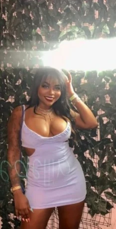 Sarah Oliveira — 3 / 4