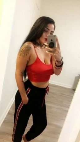 Sofi Morgan — 1 / 6