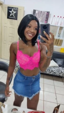 Carol Maciel — 8 / 9