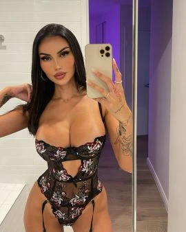 Mauricia, Escort, Paris
