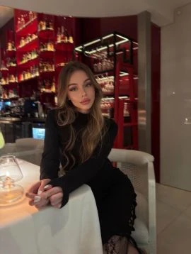 faye — 7 / 9
