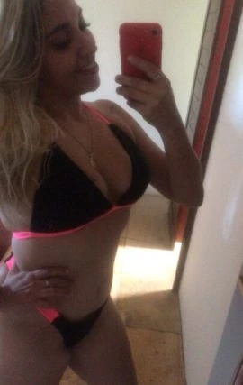 Larissa Cortez — 4 / 9